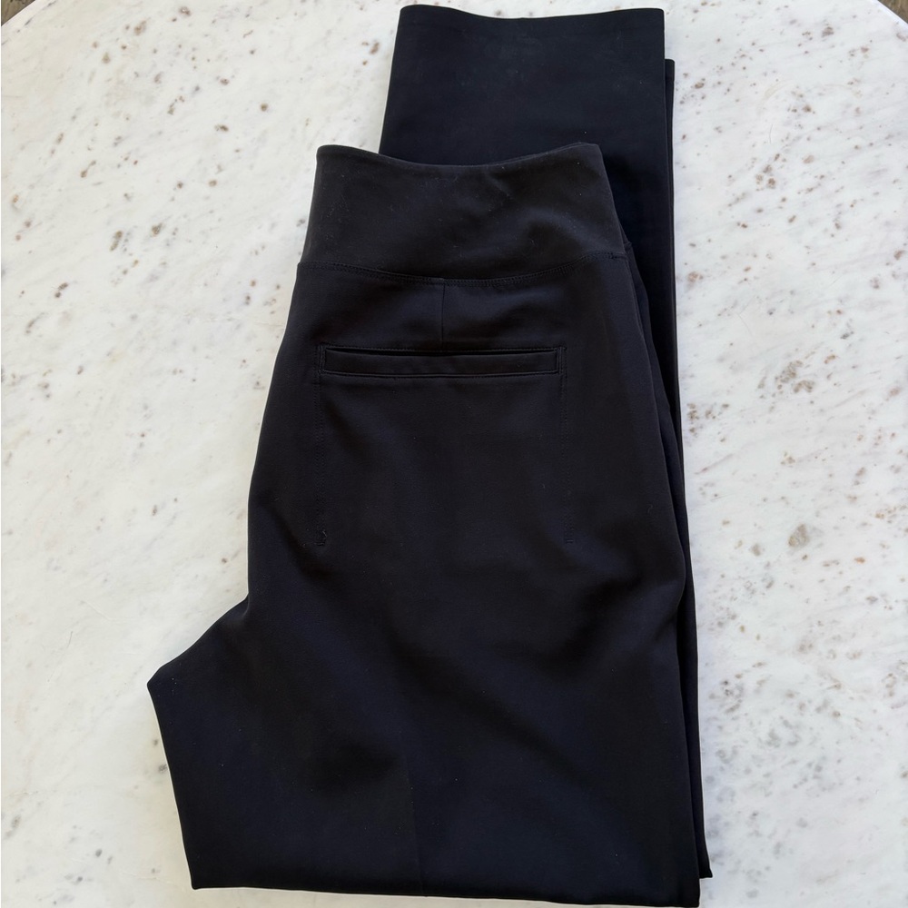 Athleta Black Ankle-Length Cropped Pants